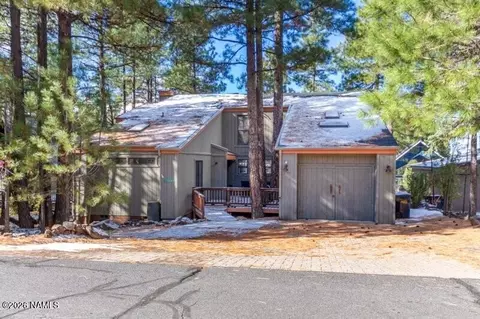 17650 S Stallion Dr, Munds Park, AZ 86017