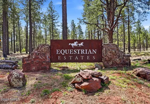 2600 W Kiltie Ln, Flagstaff, AZ 86005