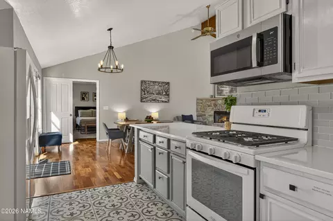 Kitchen - 4172 E Broken Rock Loop, Flagstaff, AZ 86004 photo 1 of 1
