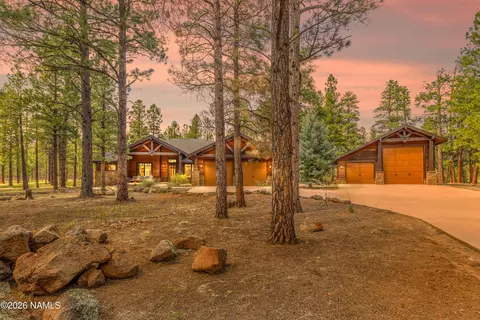 3335 N Jackrabbitt Ln, Flagstaff, AZ 86001