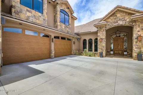 4856 E Buckboard Trl, Kingman, AZ 86401