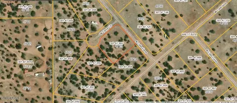 095 N Calle Elena #4725, Seligman, AZ 86337