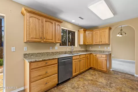 Kitchen - 47 E Judy St, Flagstaff, AZ 86005 photo 3 of 3