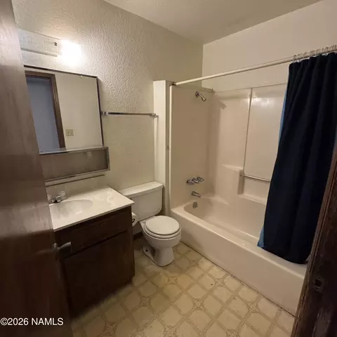 Bath - 218 Edison Ave, Williams, AZ 86046 photo 1 of 1