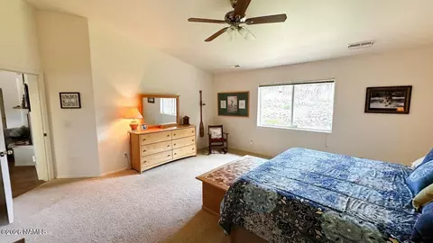 Bedroom - 6719 Eagle Crest Dr, Flagstaff, AZ 86004 photo 2 of 3