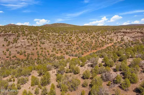 3085 N Marilyn Way, Ash Fork, AZ 86320 photo 2