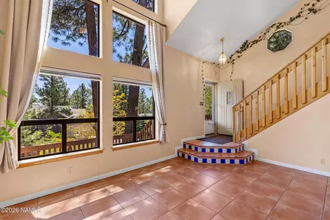3557 S Cheryl Dr, Flagstaff, AZ 86005