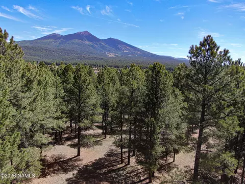 8380 Vista Peak Way, Flagstaff, AZ 86001