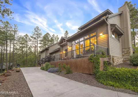 4165 S Lariat Loop, Flagstaff, AZ 86005