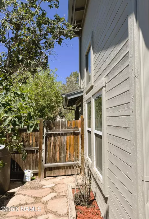 Exterior - 4505 E Spring Meadows Cir, Flagstaff, AZ 86004 photo 4 of 4