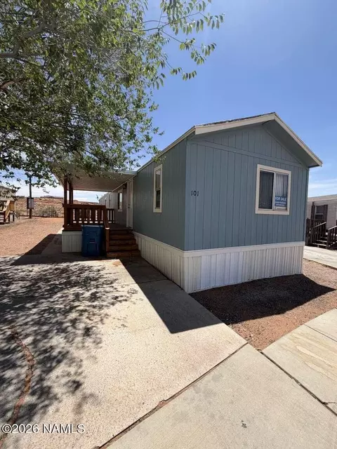 99 Manson St, Page, AZ 86040