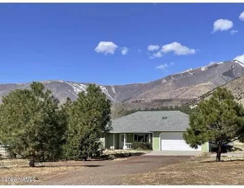 5005 Camino De Los Vientos, Flagstaff, AZ 86004