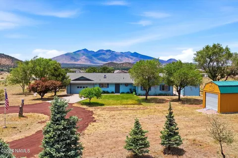 8415 Yakima Rd, Flagstaff, AZ 86004