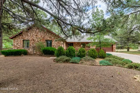 2468 N Strawberry Way, Flagstaff, AZ 86004