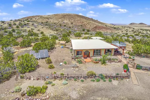 95 Leupp Rd, Flagstaff, AZ 86004