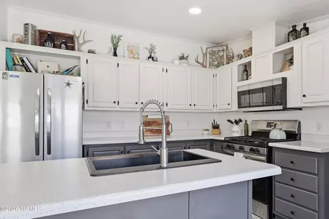 4896 E Gibson Ave, Flagstaff, AZ 86004
