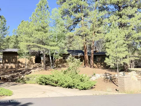 4801 E Green Mountain Dr, Flagstaff, AZ 86004