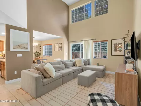 1078 W Deadwood Ct, Flagstaff, AZ 86005