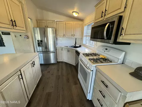 1856 E Whitehall Dr, Williams, AZ 86046 photo 4