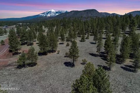 3252 N Chickadee Trl, Flagstaff, AZ 86001
