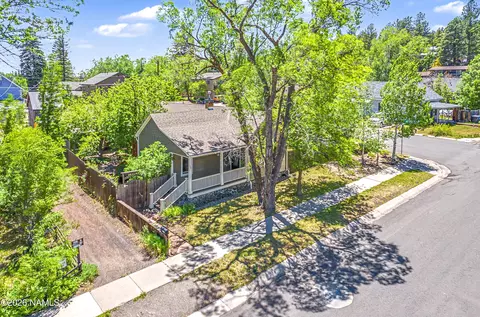 725 W Summit Ave, Flagstaff, AZ 86001