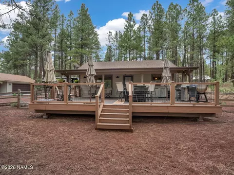 13050 E Fallow Deer Rd, Parks, AZ 86018
