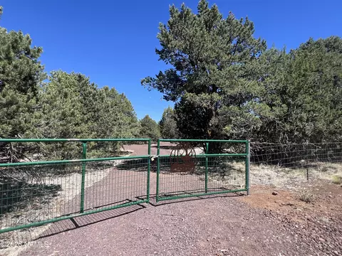 7185 N Audrey Way, Williams, AZ 86046