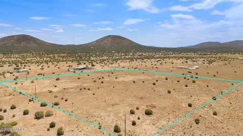 2500 E Hoctor Rd, Williams, AZ 86046