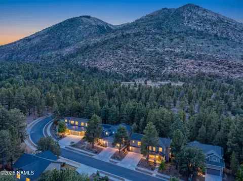 3666 E Avocet Ave, Flagstaff, AZ 86004