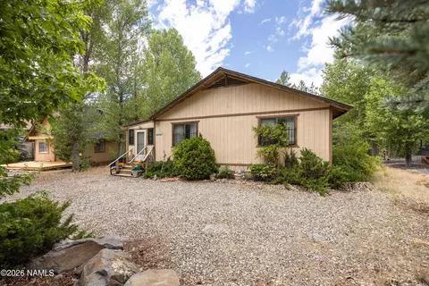17270 Grizzly Rdg, Munds Park, AZ 86017