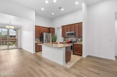 2526 W Josselyn Dr, Flagstaff, AZ 86001