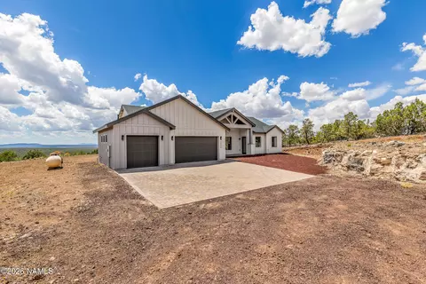 Exterior - 2009 Bellavista Loop, Williams, AZ 86046 photo 2 of 9