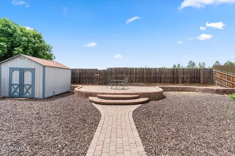 Exterior - 6873 Eagle Crest Dr, Flagstaff, AZ 86004 photo 3 of 4