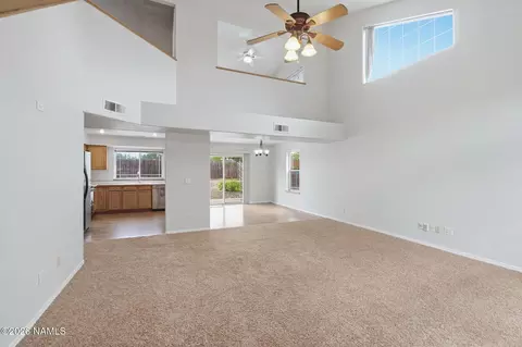 Living - 6873 Eagle Crest Dr, Flagstaff, AZ 86004 photo 2 of 6