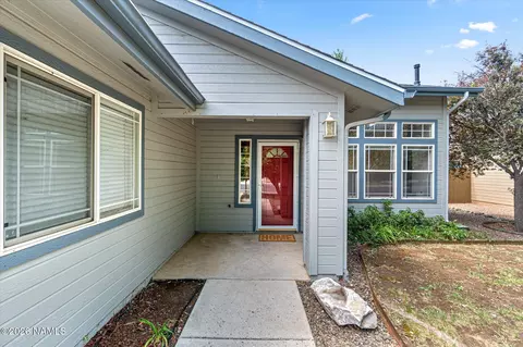 Exterior - 6873 Eagle Crest Dr, Flagstaff, AZ 86004 photo 1 of 4