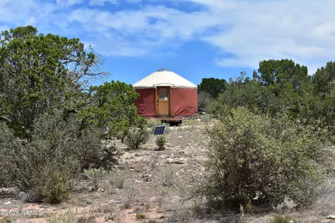 1360 E Mission Dr, Williams, AZ 86046