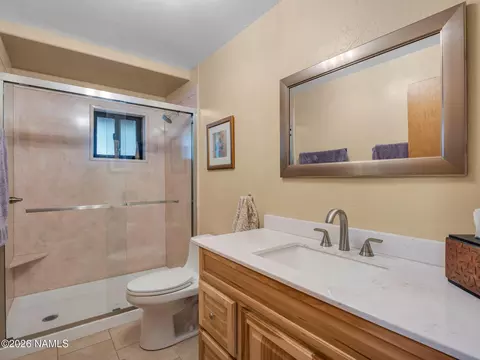 Bath - 7340 E Long Bow Dr, Williams, AZ 86046 photo 1 of 3