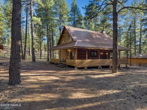 Exterior - 7340 E Long Bow Dr, Williams, AZ 86046 photo 3 of 12