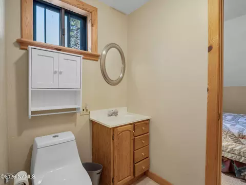 Bath - 7340 E Long Bow Dr, Williams, AZ 86046 photo 2 of 3
