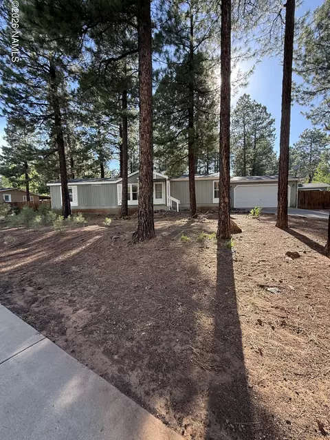2305 W Adirondack Ave, Flagstaff, AZ 86001