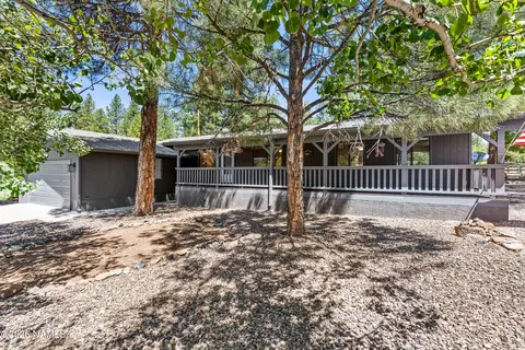 17280 Creekside Pl, Munds Park, AZ 86017