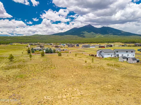 7289 W Dreamview Trl, Flagstaff, AZ 86001