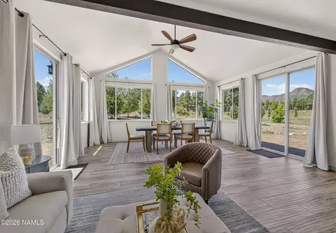 10290 Lundin Rd, Flagstaff, AZ 86004