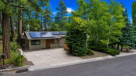 226 S Dunnam St, Flagstaff, AZ 86001