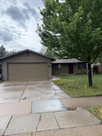3615 W Mountain Dr, Flagstaff, AZ 86001