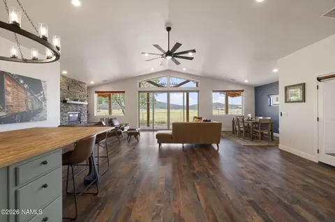 1377 N Transwestern Pump Rd, Bellemont, AZ 86015