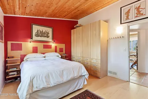 Bedroom - 801 E Crestview Ave, Flagstaff, AZ 86001 photo 2 of 3
