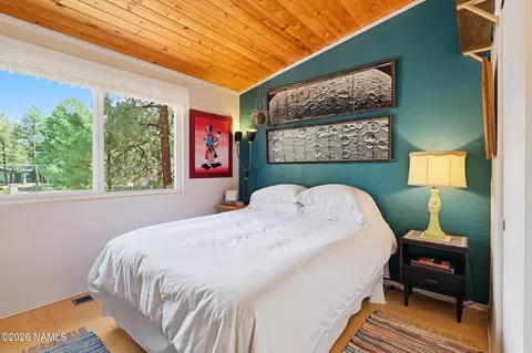 Bedroom - 801 E Crestview Ave, Flagstaff, AZ 86001 photo 1 of 3
