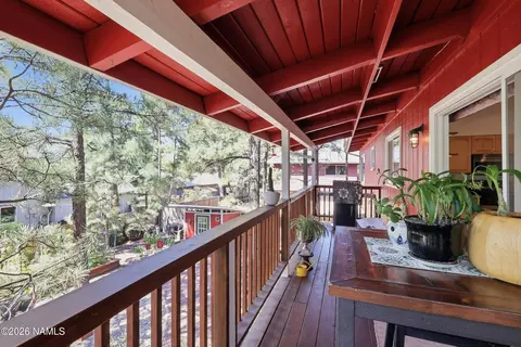Exterior - 801 E Crestview Ave, Flagstaff, AZ 86001 photo 4 of 12