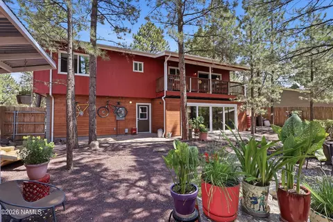 Exterior - 801 E Crestview Ave, Flagstaff, AZ 86001 photo 7 of 12
